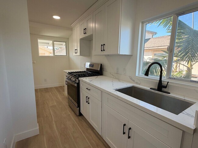 Building Photo - 7707 Miramonte Blvd