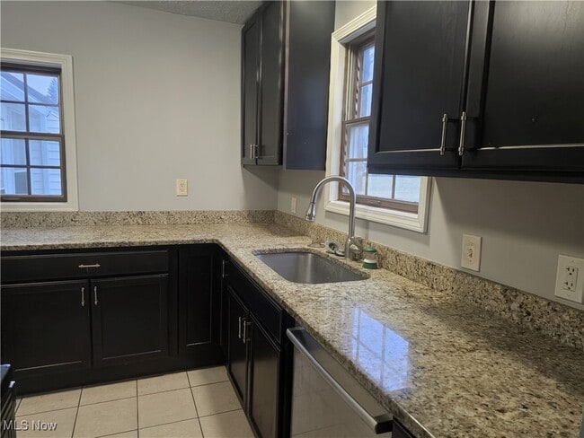 Foto del edificio - 27280 Miles Rd