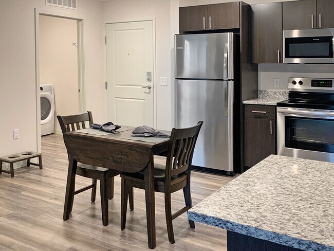 Cocina modelo - Depot on Main