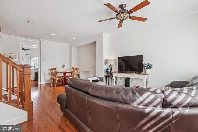 Building Photo - 1107 N Fillmore St