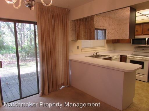 Foto del edificio - 2488 Forest Way