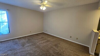 Building Photo - 15178 Parkside Dr