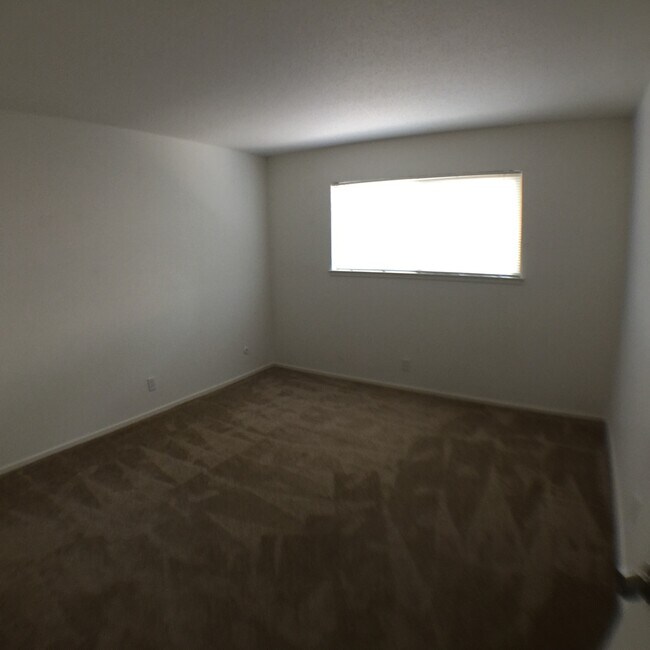 Foto del edificio - Super Cute 2 bedroom duplex in Rancho Cordova