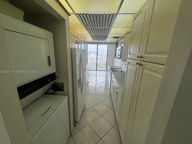 Foto del edificio - 210 174th St