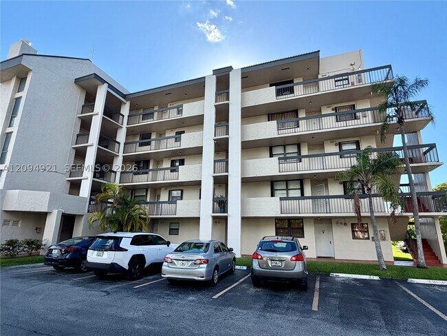 Foto del edificio - 8881A Fontainebleau Blvd