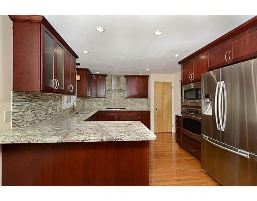 Foto del edificio - 30 Brucewood Rd