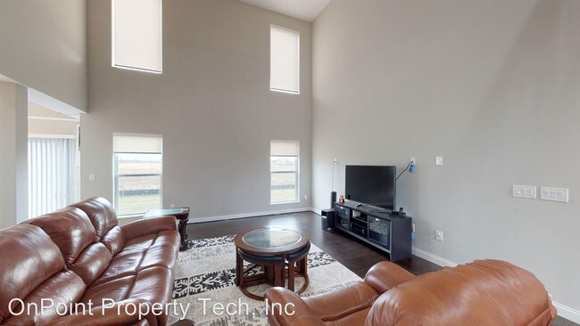 Building Photo - 5 br, 4 bath House - 5890 Laurel Lane