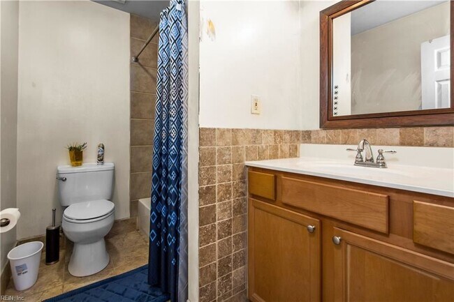 Foto del edificio - 482 Hill Meadow Dr