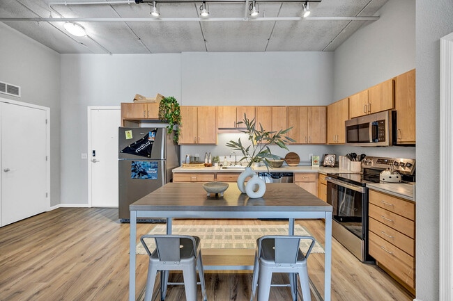 177-Radius at 15th - Model - Kitchen (5) - Radius Apartments