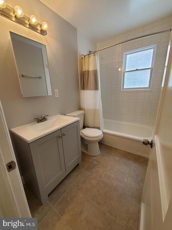 Foto del edificio - 4306 Knowles Ave