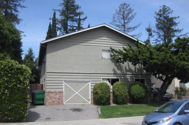 Building Photo - 5011 Lapa Dr