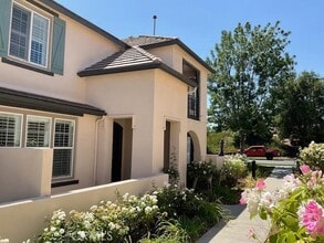 Building Photo - 28629 N Pietro Dr