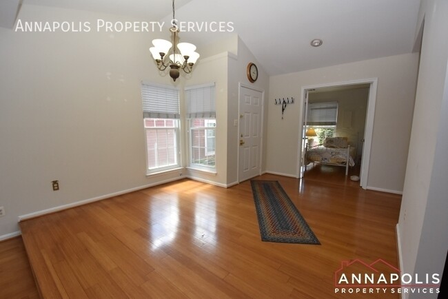Foto del edificio - 953 Windwhisper Ln