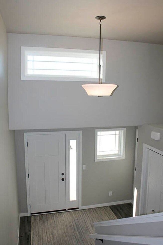 Foto del edificio - 4 Bed 3 Bath Single Family Home