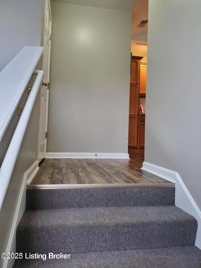 Foto del edificio - 6503 Brook Bend Way
