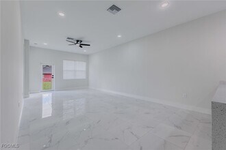 Building Photo - 2253 10th Terrace