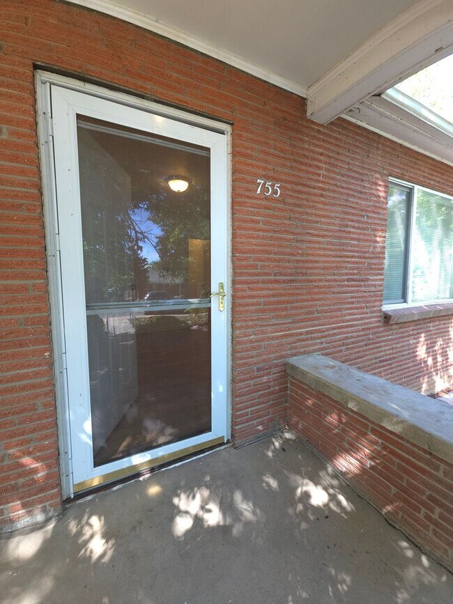 Foto del edificio - 753/755 19th St.