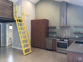 Building Photo - 4217 McFarlane Ave