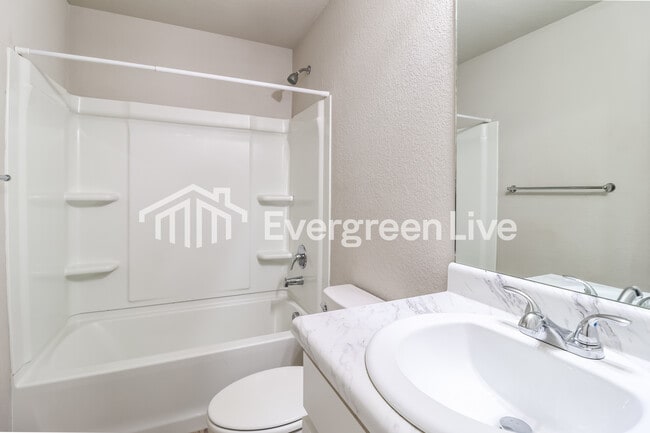 Building Photo - 3032 Trelon Cv