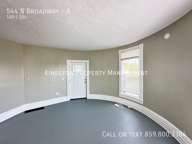 Building Photo - Newly Remodeled 1 Bedroom Move in Special!...