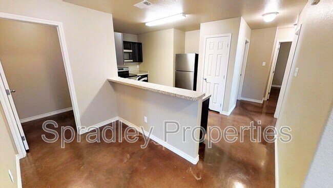 Foto del edificio - 1575 Brady Way