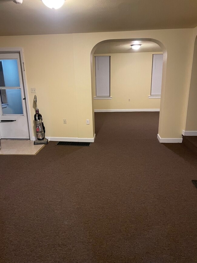 Building Photo - 610 Spruce St