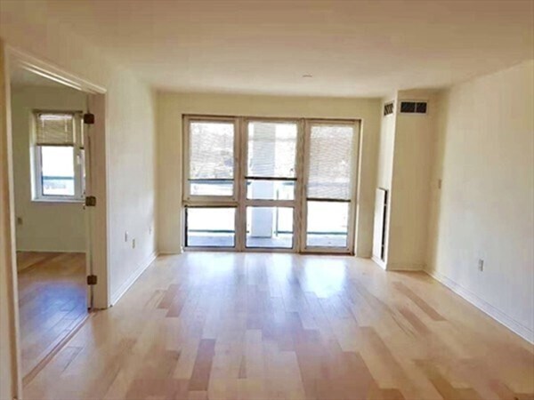 Foto del edificio - 2001 Marina Dr