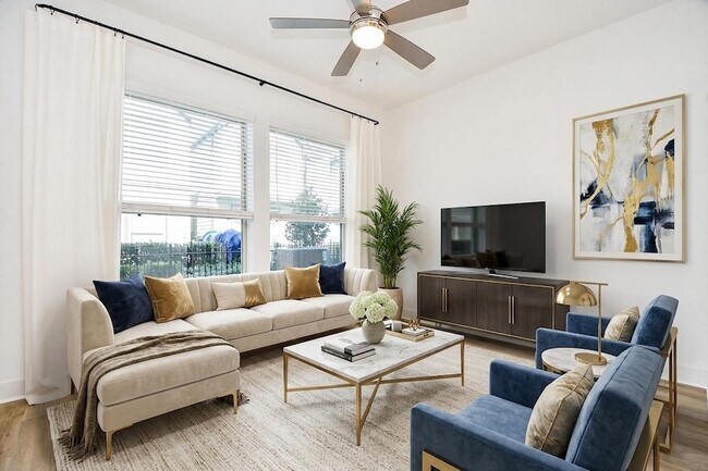 Foto del edificio - 964 Lilly Flower Ln