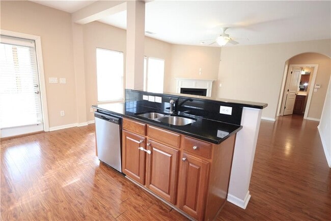 Foto del edificio - 7711 Soaring Eagle Dr