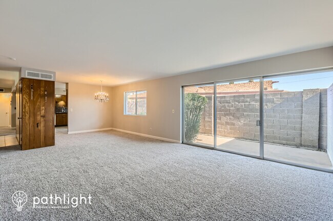 Building Photo - 7730 N 33rd Dr, Phoenix, AZ, 85051