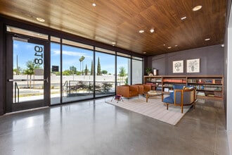 Building Photo - 918 at Eastchester