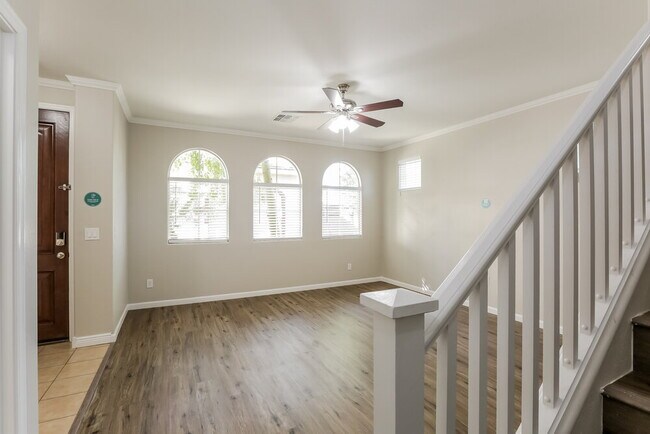 Foto del edificio - 10260 E Isleta Ave