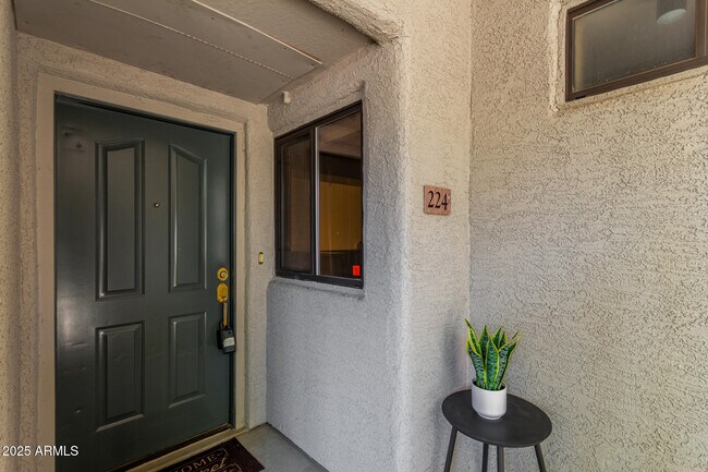Foto del edificio - 10401 N Saguaro Blvd