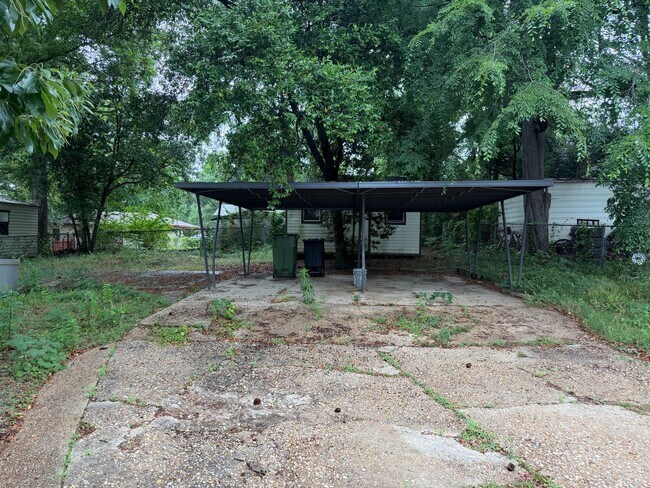Building Photo - North Columbus Remodel