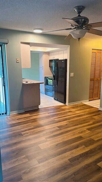 Foto del edificio - 3178 Village Park Dr