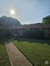 Building Photo - 5635 Hearthwood Ct