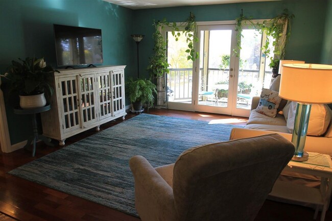 Living Room - 3 Bartemus Trl