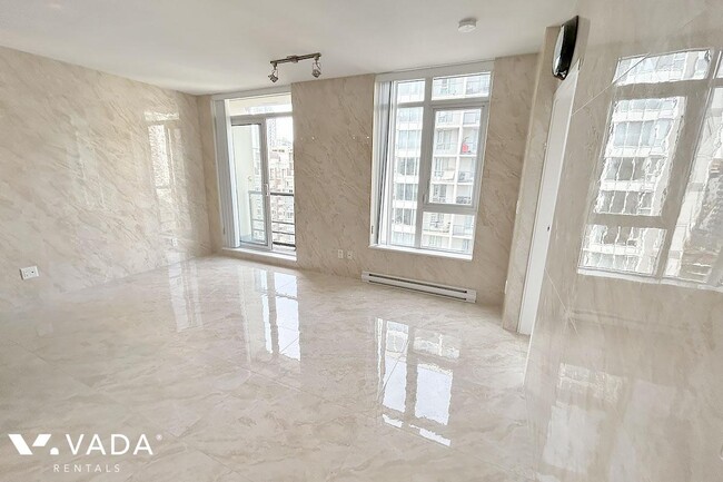 Photo du bâtiment - The Bentley 1 Bed Apartment Rental in Yale...