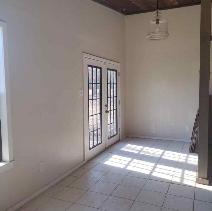 Foto principal - 391 Madden Rd