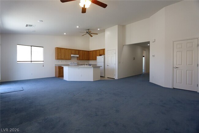 Building Photo - 6472 Centennial Rd