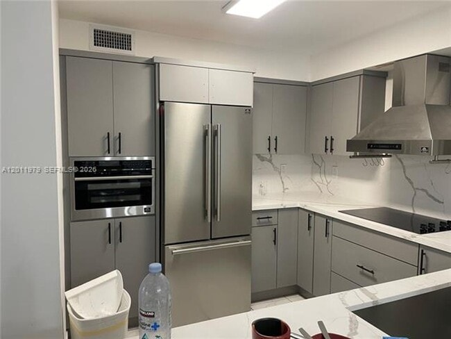 Photo - 1621 Collins Ave Apartment