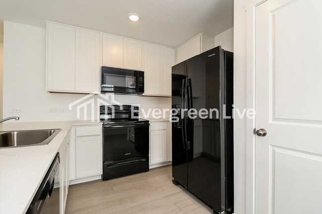 Foto del edificio - 240 Sycamore Pl