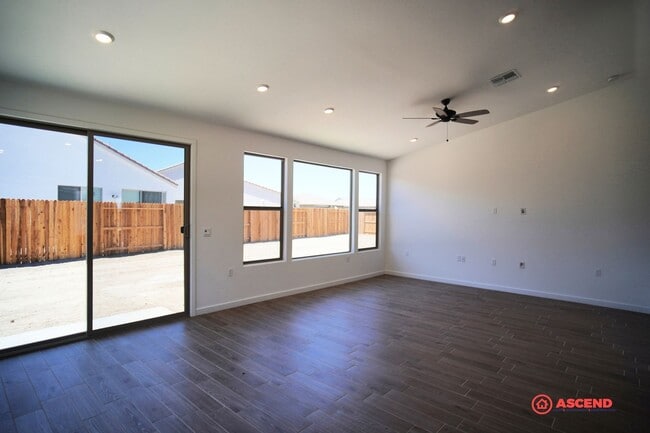 Foto del edificio - Stunning Newly Built Home in the Southwest!