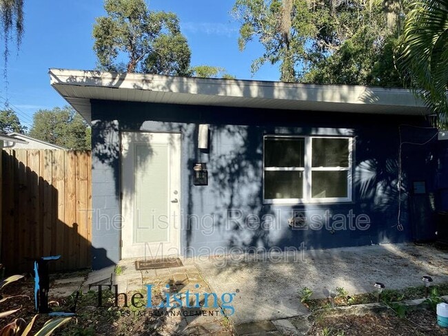 Building Photo - 316 S Lawsona Blvd
