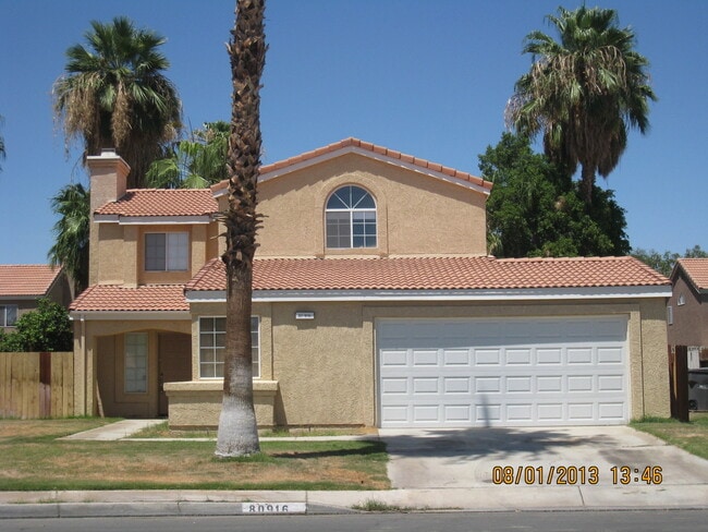 Foto del edificio - 2 story home in great neighborhood