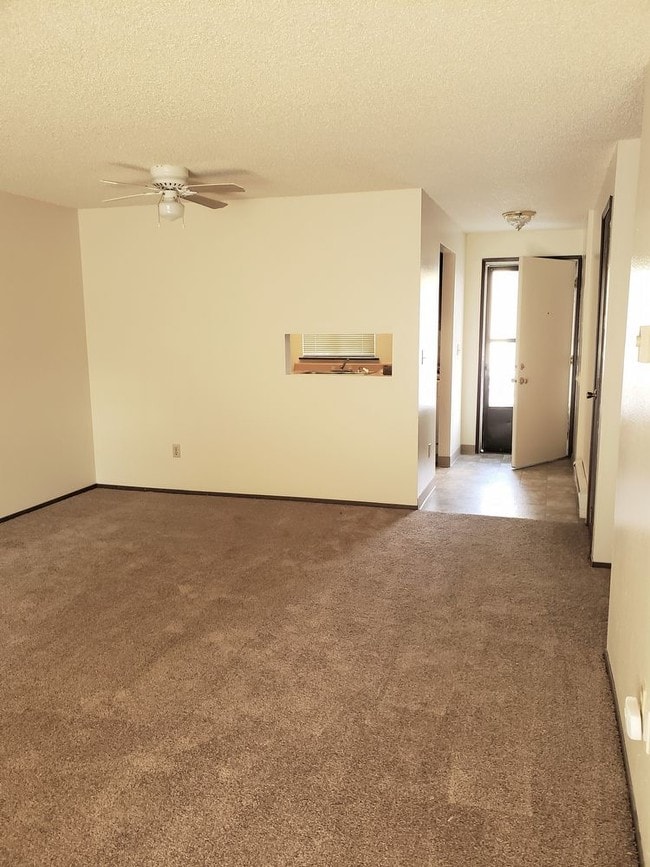 Building Photo - 1 bedroom in Lakewood