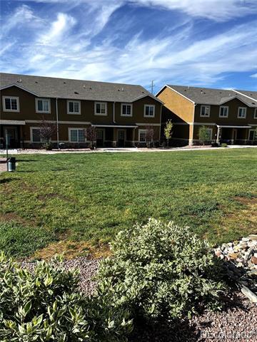 Building Photo - 7724 Sand Lake Heights