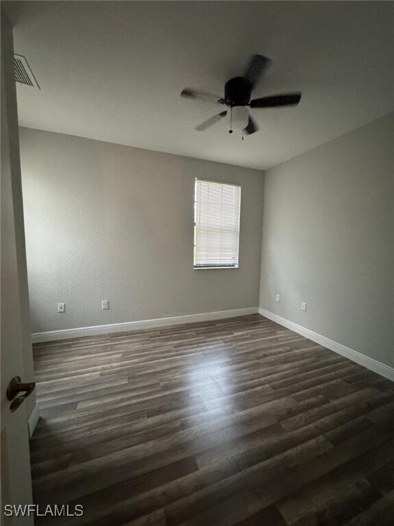 Foto del edificio - 7614 Bristol Cir