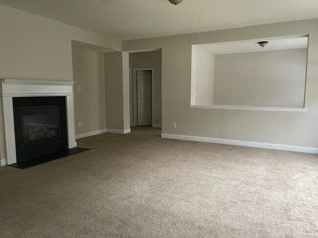 Foto del edificio - 4532 Brookwood Rd