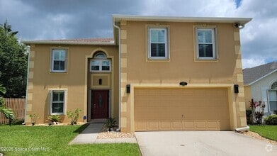 Building Photo - 4590 Bellaluna Dr